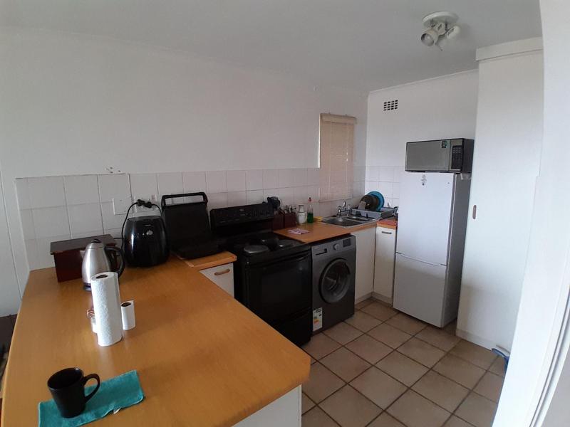 To Let 1 Bedroom Property for Rent in Vredehoek Western Cape